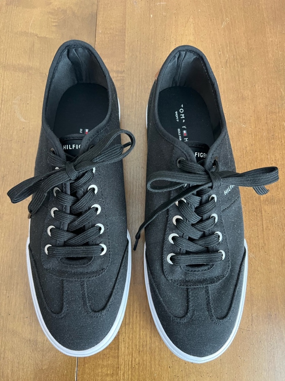 Tommy Hilfiger Men's Pandora Low Top Sneakers Size 10